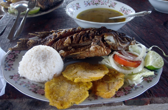 Typical lunch near the sea in La Guajira