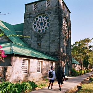 La pintoresca Iglesia de Santa María en Sagada, Región de la Cordillera