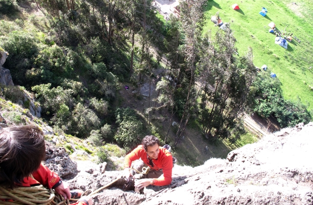 Approaching a belay ledge in Suesca