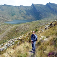 En el sendero hacia las lagunas