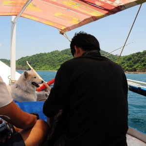 Plying the coastlines of Palaui island