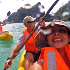 Navegando en kayak por El Nido, Palawan